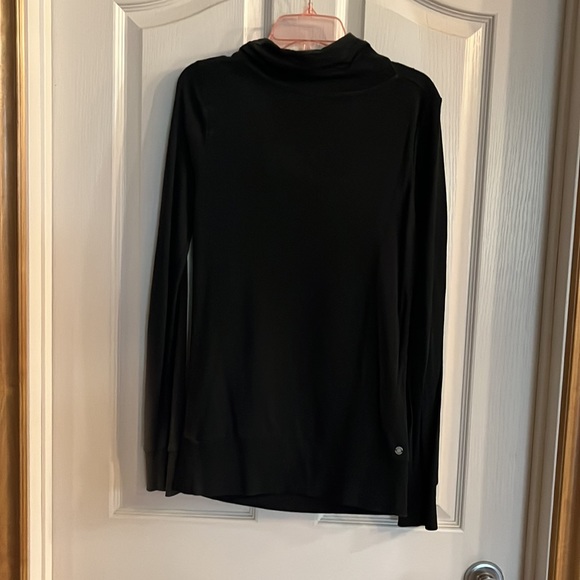 Bench Sweater - Picture 4 of 5